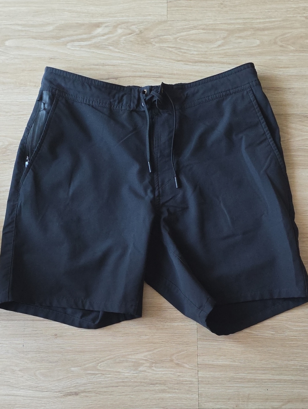 Ten Thousand Foundation Short 7"